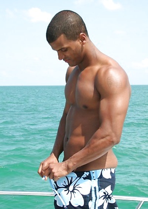 Latin muscle man jacking off dick by ManAvenue image 2