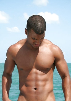 Latin muscle man jacking off dick by ManAvenue image 5