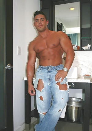 Marcos Blade plays with his cock by ManAvenue image 1