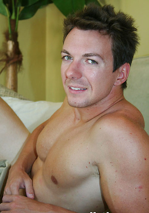 Ivan shows his ripped body by ManAvenue image 6