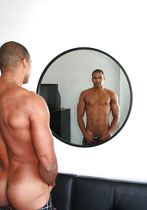 Muscle latino guy posing naked