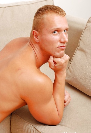 Hot muscled stud Borec shows cock by ManAvenue image 5