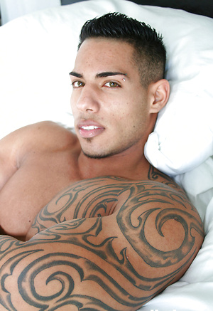 Waking Up With Yandry by ManAvenue image 4