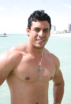 Latest Hottie Update: ROBERT by ManAvenue image 1