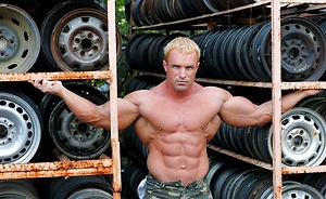 Con Demetrio Photos by Muscle Gallery image 14