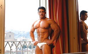 Tarek posing outdoors by Muscle Gallery image 3