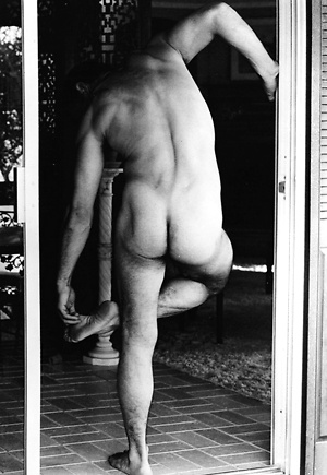Hot hunk posing naked by Colt Studio image 12