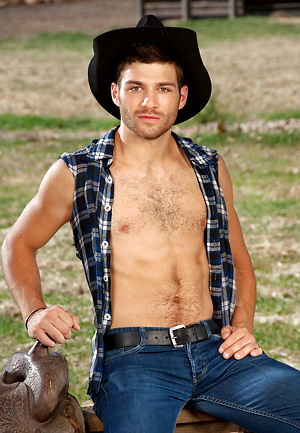 Tommy DeFendi naked outdoors by Colt Studio image 1