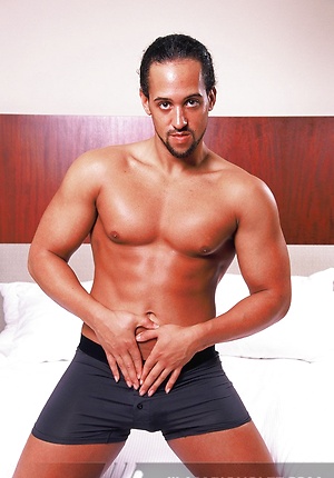 Personal trainer strips down by Mark Wolff image 4