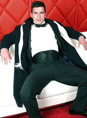 Capsule Closet. Starring Paddy Obrian by Men at Play image 10