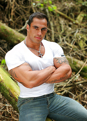 Muscle man Samuel Vieira by Muscle Hunks image 1