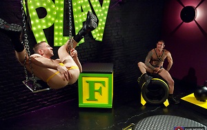 Nick Moretti fists Rick Van Sant ass by Club Inferno image 2