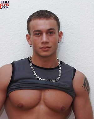 Muscle stud