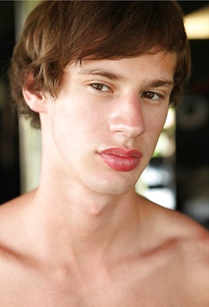 Paul Mekas jacking off by BelAmi Online image 15
