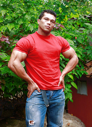Angel Cordoba by Muscle Hunks image 2