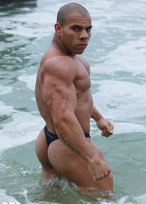 Lucius Blaque photos by Muscle Hunks image 4