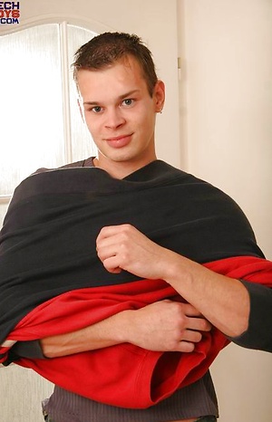 Muscled twink posing naked by Czech Boys image 3