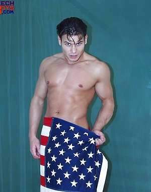 Muscle stud naked by Czech Boys image 3