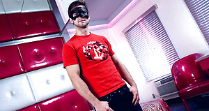 Hairy muscled hunk Gabriel by Maskurbate image 2