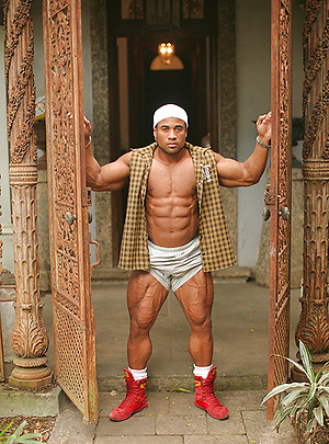 Roberto Bueno: Muscle In The Jungle by Power Men image 3