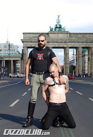 Leather Big Wolf vs Axl Black by Cazzo Club image 12