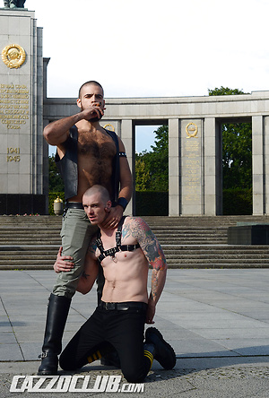 Leather Big Wolf vs Axl Black by Cazzo Club image 14