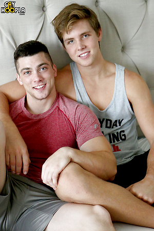 Brady Corbin Fucks Collin Simpson by Gayhoopla image 1