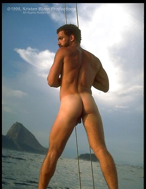 Muscle hunks Erico Ventania by Kristen Bjorn image 8