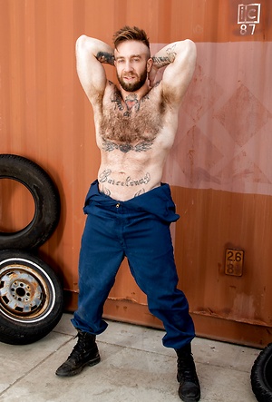 Haulin' Ass by Raging Stallion image 4