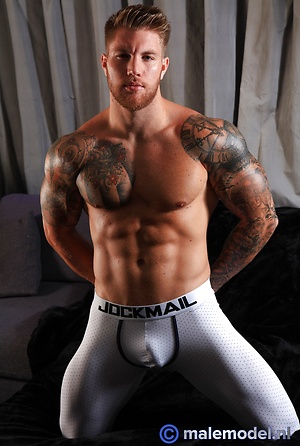 phil erotic shoot by Male Model image 3
