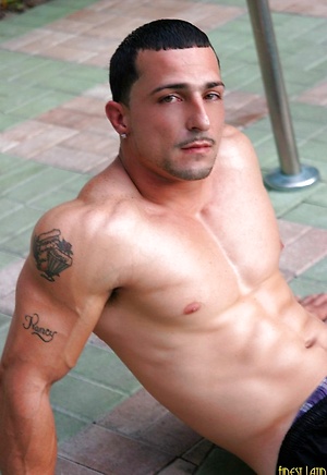 Muscle latin guy Chris Principe jacking off dick
