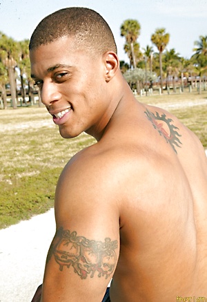 Muscle latin stud Adonis Rivers by Finest Latin Men image 10