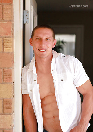 Muscled hunk Colt by Frat Men image 5