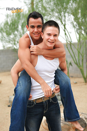 Horny jocks Benji and Terry by Fratmen Sucks image 2