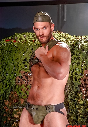 Muscle hunk Dolan Wolf by Colt Studio image 1