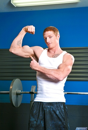 Max Thrust shows his biceps and dick