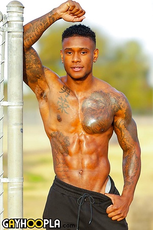 Juicy New Stud Calvin Beckham Shows Off His Favorite Muscle!