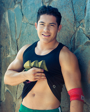 Louis Lee strokes dick by Randy Blue image 1