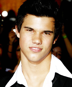Taylor Lautner by Male Stars image 2