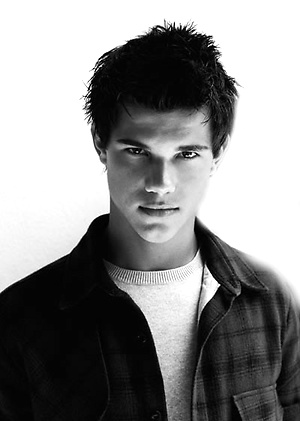 Taylor Lautner by Male Stars image 5