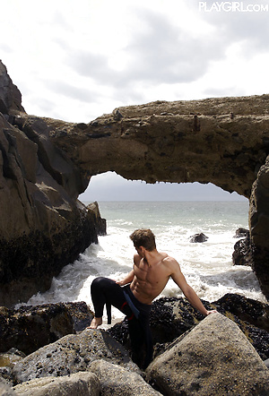 Hot muscled hunks Brett by Playgirl image 4