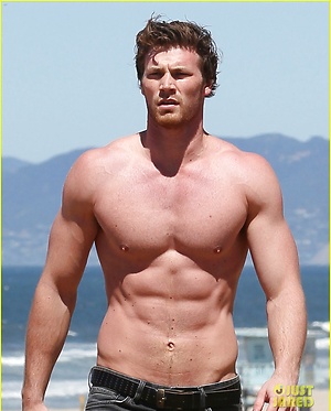 Derek Theler by Male Stars image 1