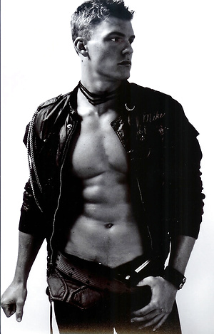 Alan Ritchson by Male Stars image 5
