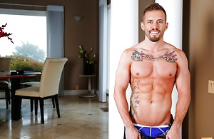 Canadian hunk Pierre by Nextdoor Male image 3