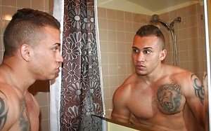 Hot Latino, Anthony Barrera, Stroking Off