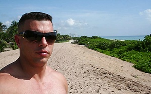 Alberto Perez by ManAvenue image 3