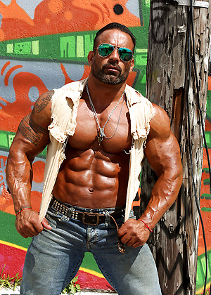 Don Juan's Body Shop by Muscle Hunks image 2
