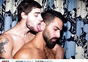 Adam Ramzi Fucks Justin Brody